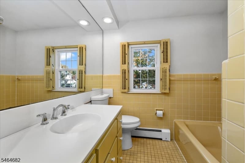 585 Trinity Pl, Westfield Town photo 15
