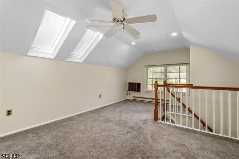 585 Trinity Pl, Westfield Town photo 17