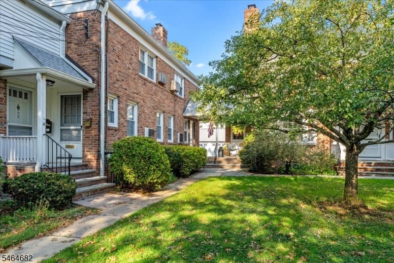 585 Trinity Pl, Westfield Town photo 26