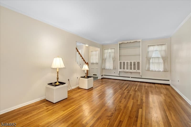 585 Trinity Pl, Westfield Town photo 5