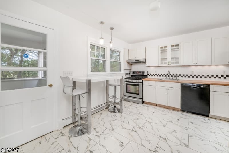 37 Mea Dr, Berkeley Heights Twp. photo 11