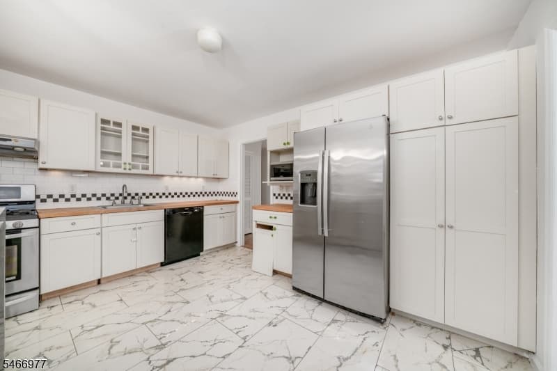 37 Mea Dr, Berkeley Heights Twp. photo 5