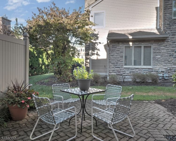 38 Eggers Ct, Summit City photo 31
