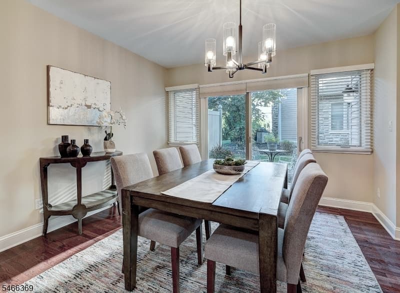 38 Eggers Ct, Summit City photo 8