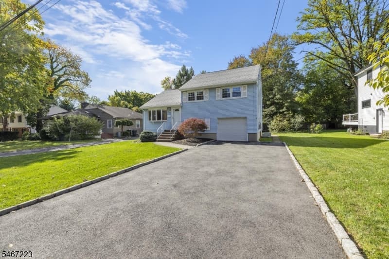 14 Woodside Ave, Cranford Twp. photo 3