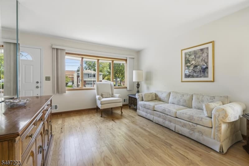 14 Woodside Ave, Cranford Twp. photo 6
