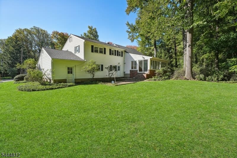 174 Sutton Dr, Berkeley Heights Twp. photo 27