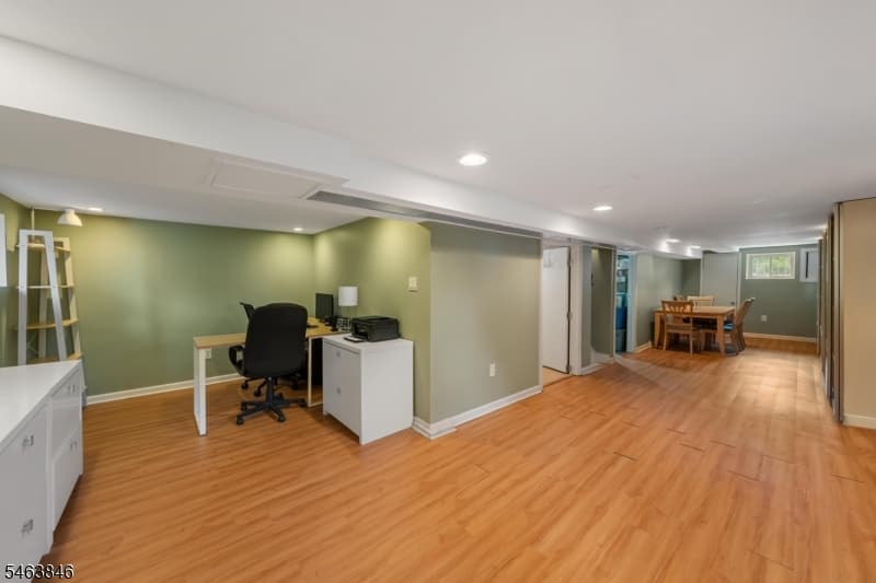 401 John St, Roselle Boro photo 17