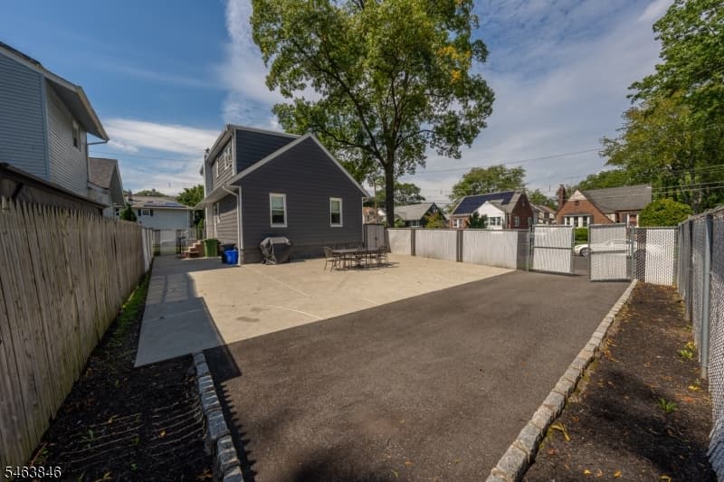 401 John St, Roselle Boro photo 20