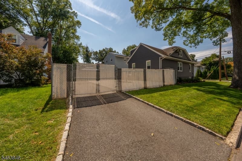 401 John St, Roselle Boro photo 21