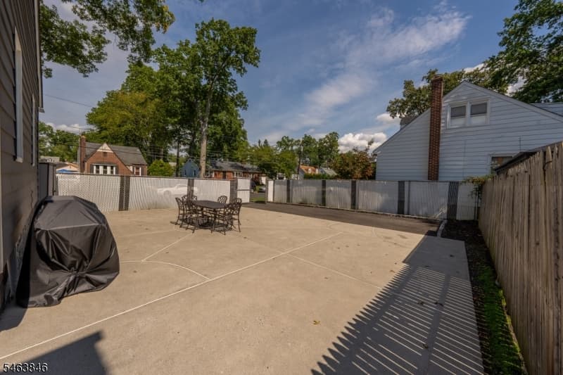 401 John St, Roselle Boro photo 22