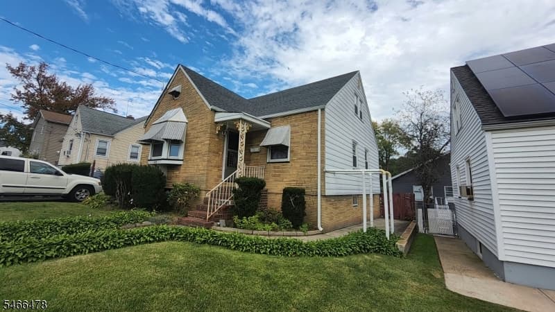 509 Thompson Ave, Roselle Boro photo 2