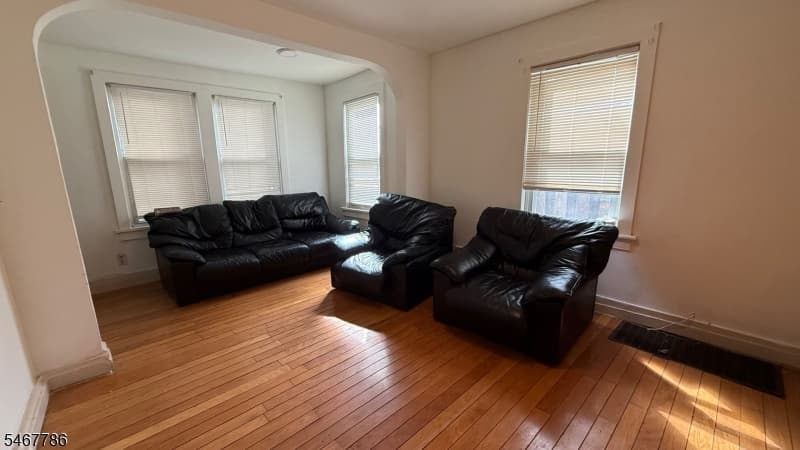 807 George St, Plainfield City photo 4