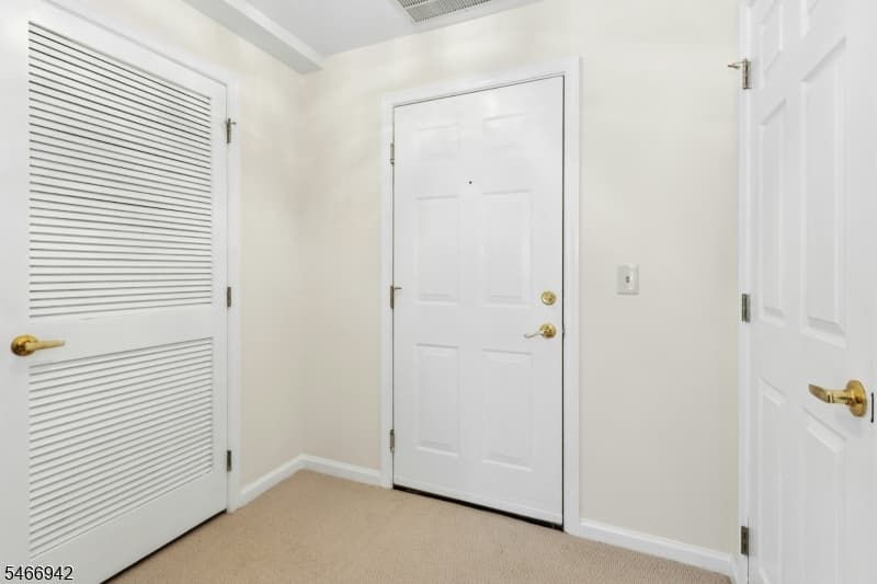 79 Park Edge, Berkeley Heights Twp. photo 4