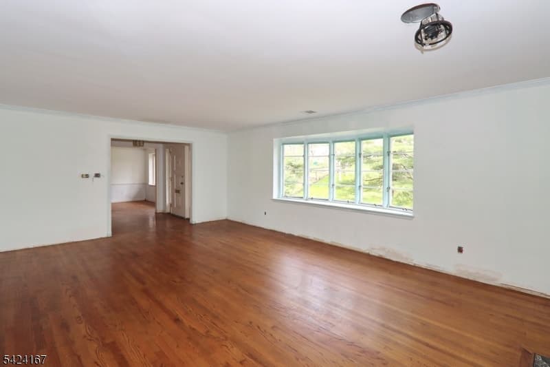 1495 Fox Trail, Mountainside Boro photo 13