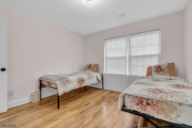 632 Laurita St, Linden City photo 16