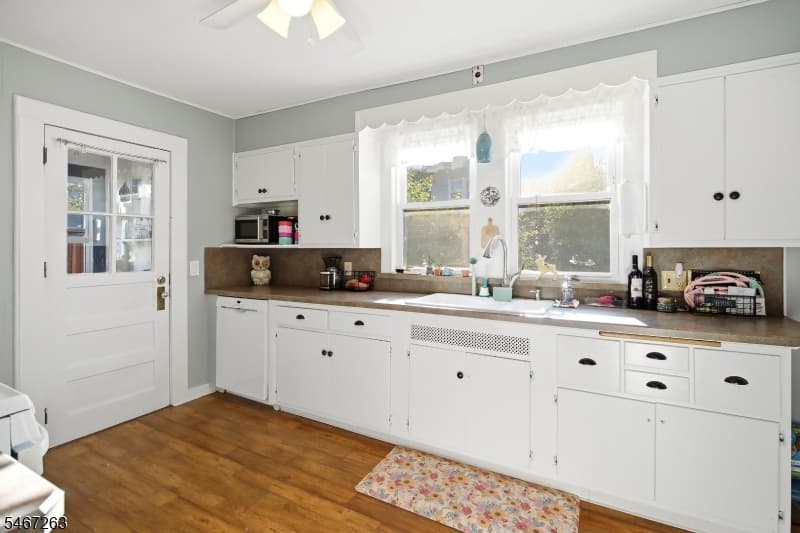 72 Lawn Ter, Cranford Twp. photo 10