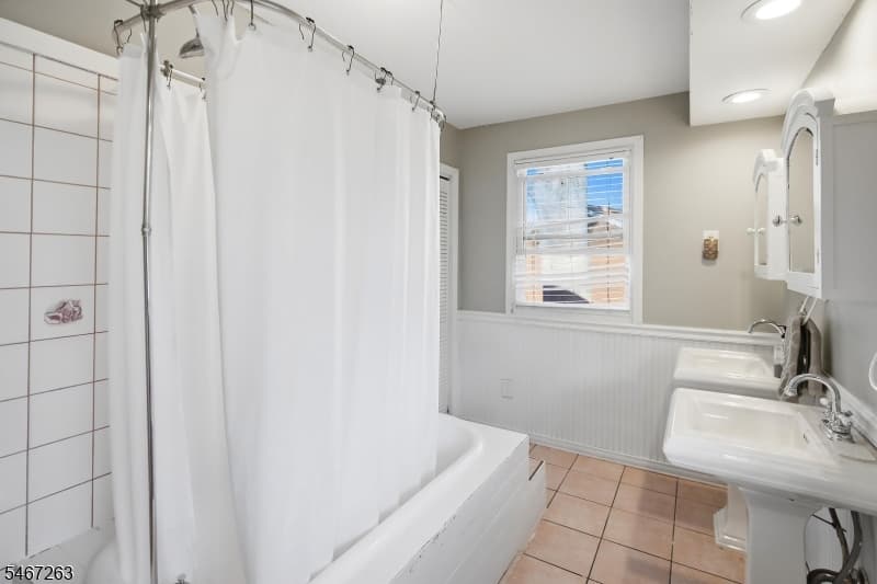 72 Lawn Ter, Cranford Twp. photo 28