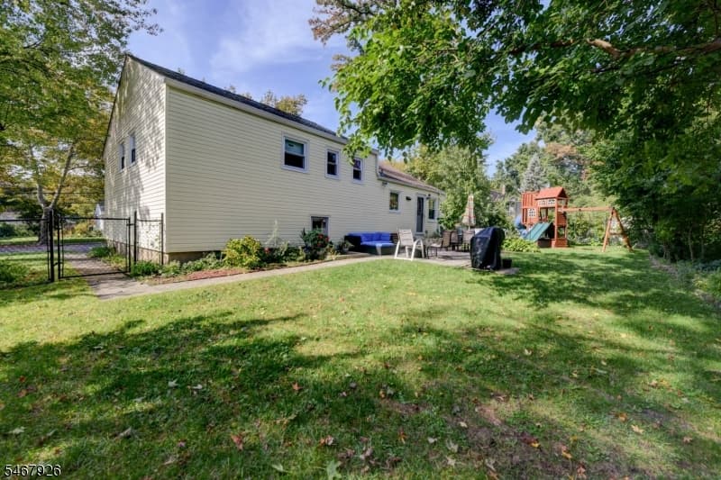 10 Lynn Dr, Springfield Twp. photo 21