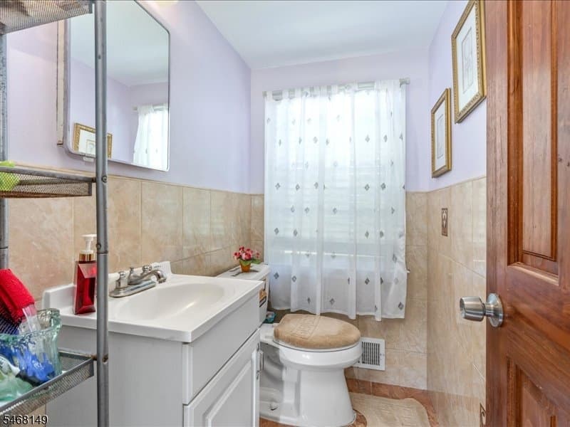 806 Pinewood Rd, Union Twp. photo 15