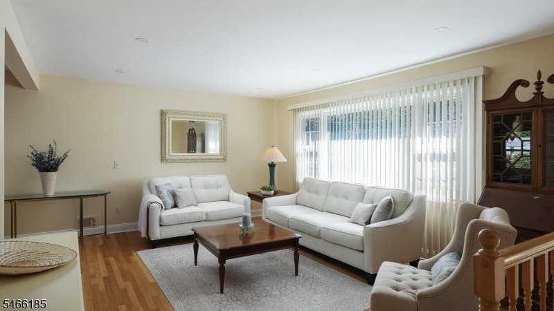 15 Roselle Ave, Cranford Twp. photo 8