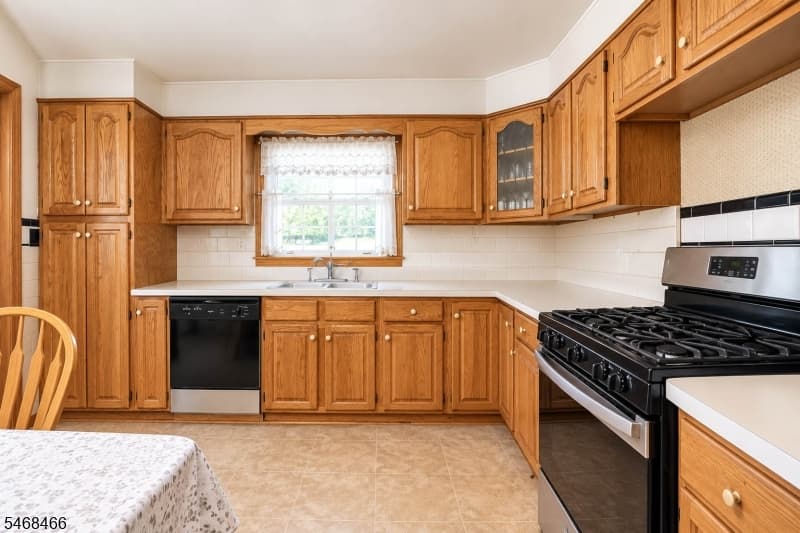 154 Locust Ave, Garwood Boro photo 8