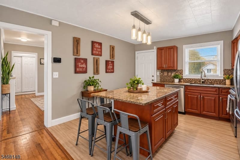 1107 Warren St, Roselle Boro photo 6