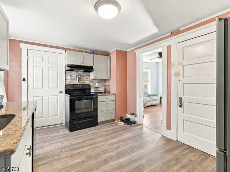 515 Elm St, Cranford Twp. photo 9