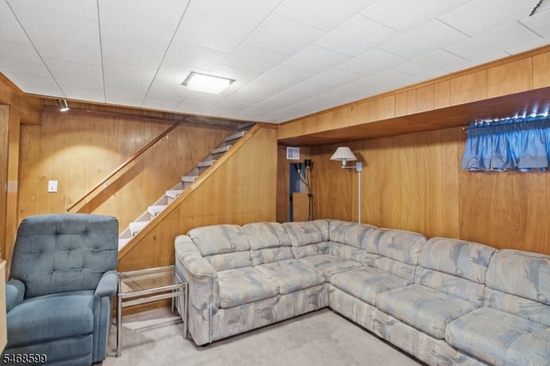 729 E Curtis St, Linden City photo 7