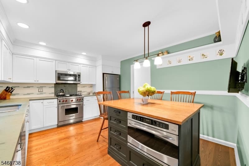 1430 Sylvan Ln, Scotch Plains Twp. photo 8