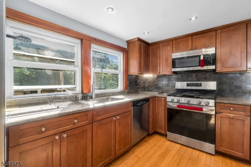 611 Fairfield Ave, Kenilworth Boro photo 8