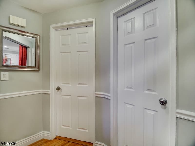 20 A Carolyn Terrace, Roselle Boro photo 7