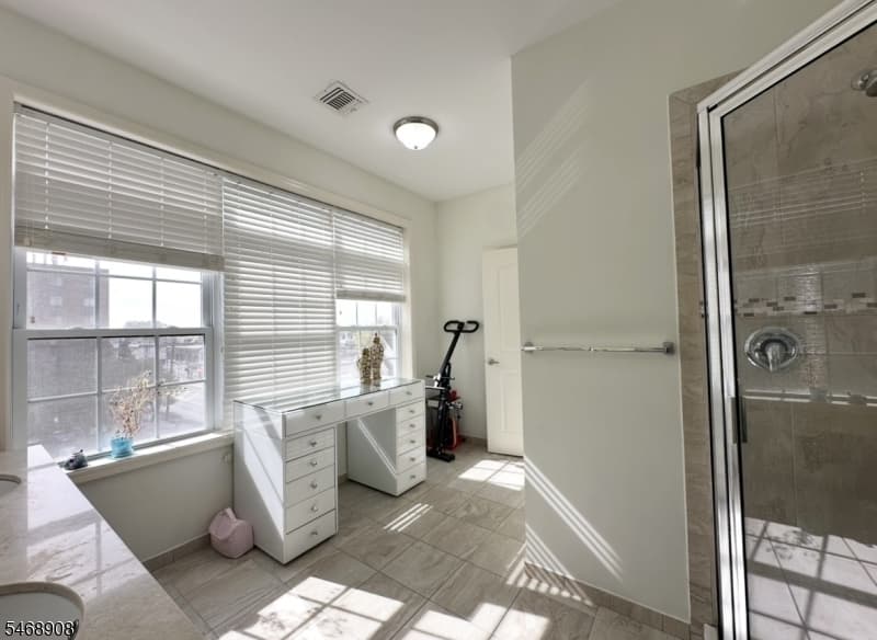 102 E Elizabeth Ave, Linden City photo 23