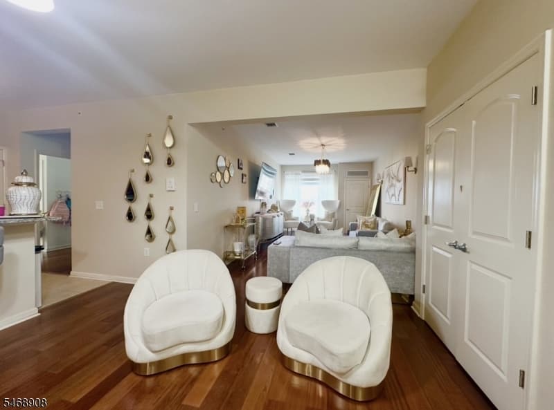 102 E Elizabeth Ave, Linden City photo 5