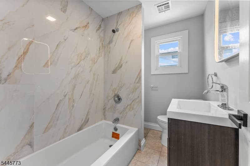 579 Newark Ave, Kenilworth Boro photo 22