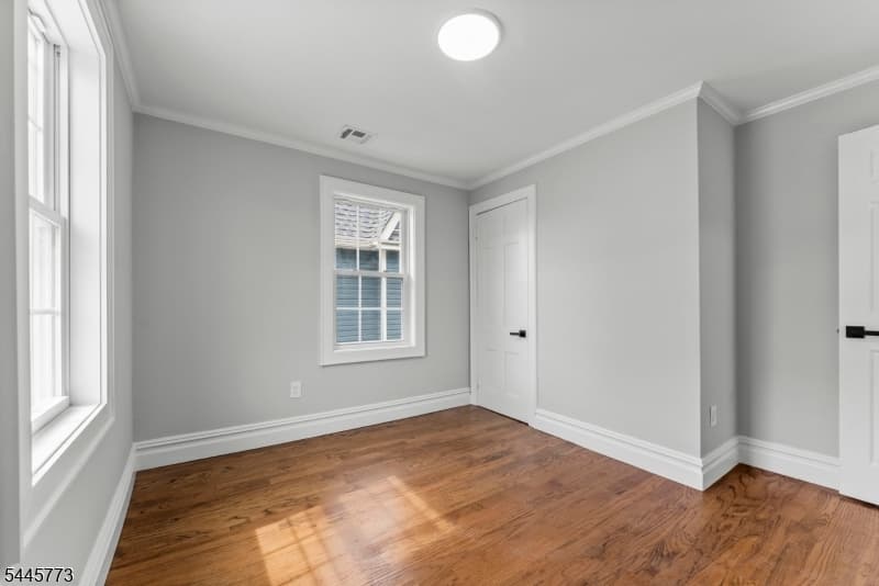579 Newark Ave, Kenilworth Boro photo 24