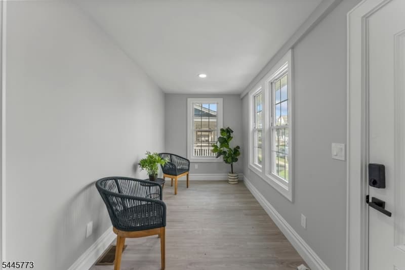 579 Newark Ave, Kenilworth Boro photo 5