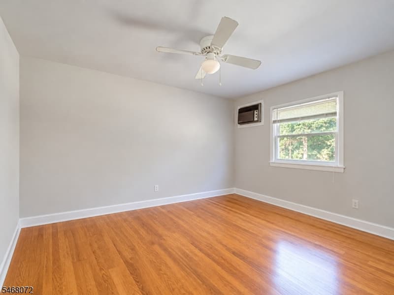 756 Pinewood Rd, Union Twp. photo 7