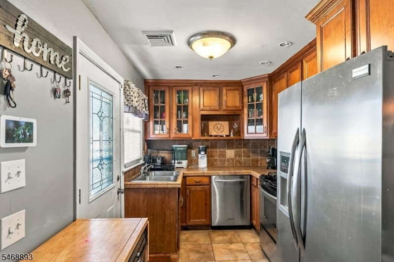 485 Linden Ave, Rahway City photo 12