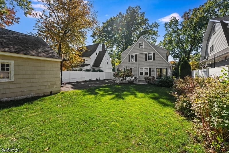 927 Boulevard, Westfield Town photo 24