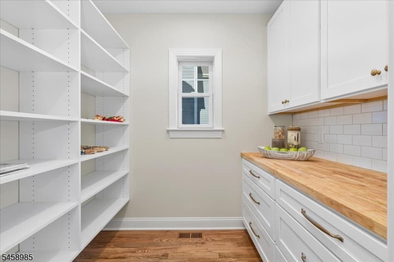 111 Makatom Drive, Cranford Twp. photo 14
