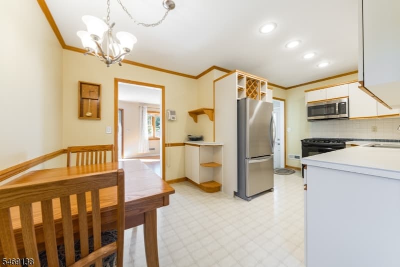 12 Eaton Ct, Summit City photo 12