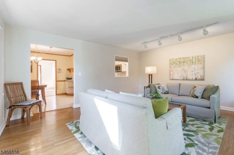 12 Eaton Ct, Summit City photo 23