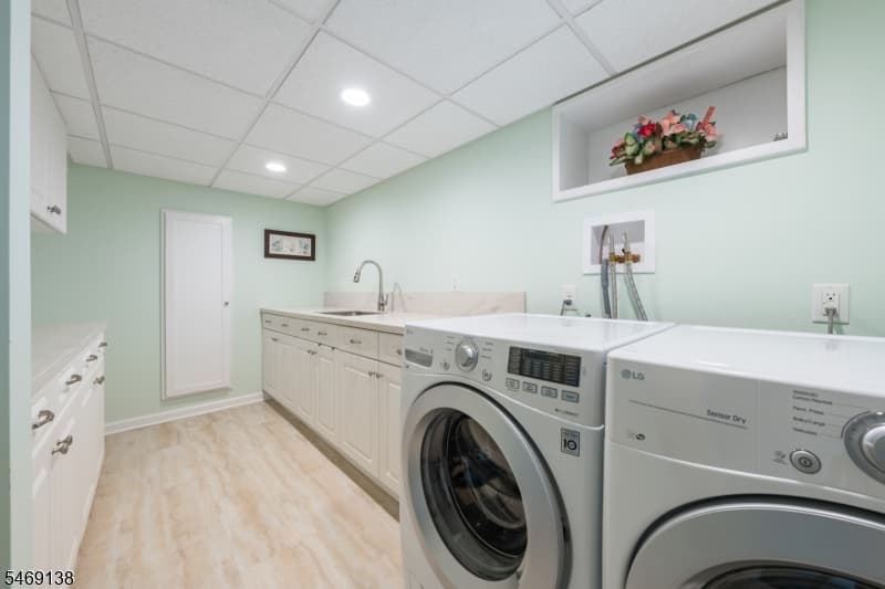 12 Eaton Ct, Summit City photo 31