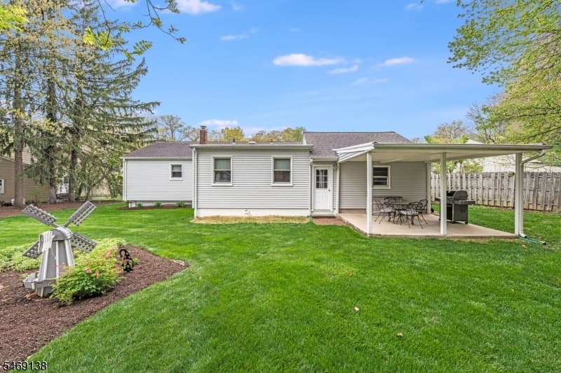 12 Eaton Ct, Summit City photo 4
