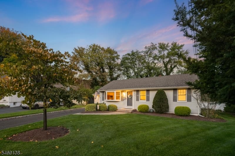 12 Eaton Ct, Summit City photo 41