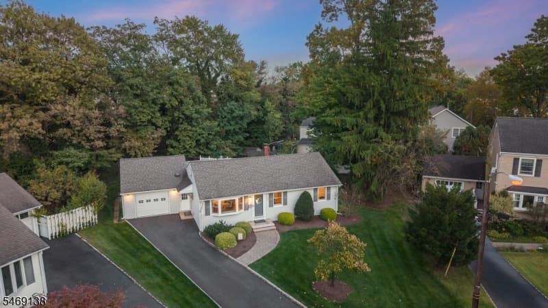 12 Eaton Ct, Summit City photo 43