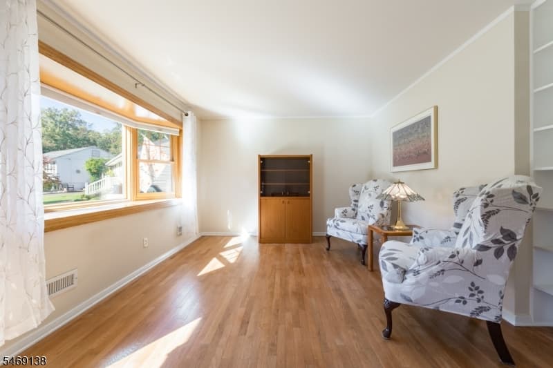 12 Eaton Ct, Summit City photo 8