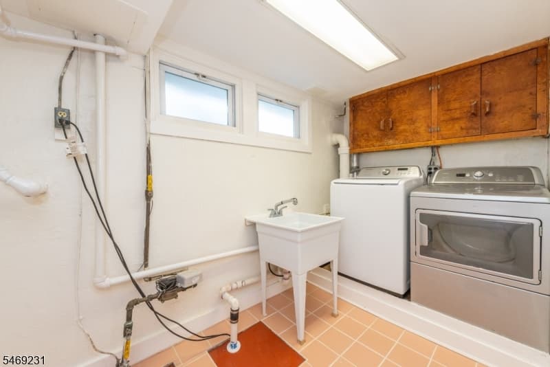 2307 Dewitt Ter, Linden City photo 18