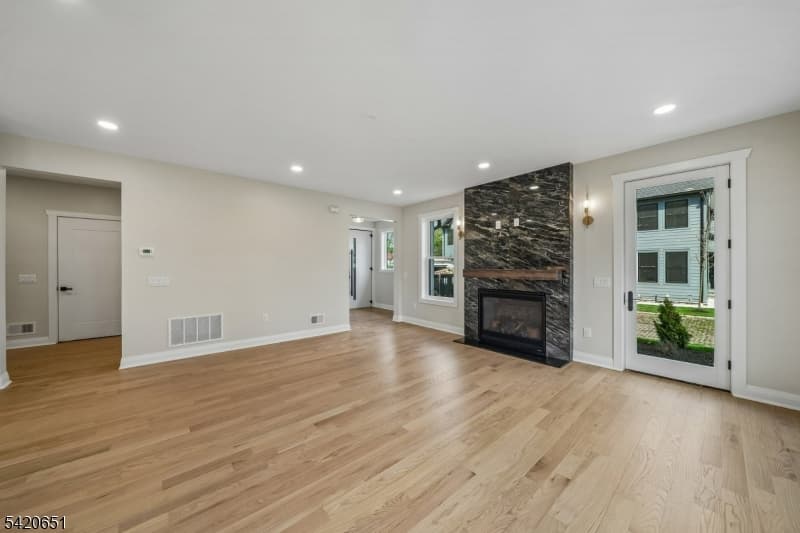 491 Central Ave, New Providence Boro photo 3